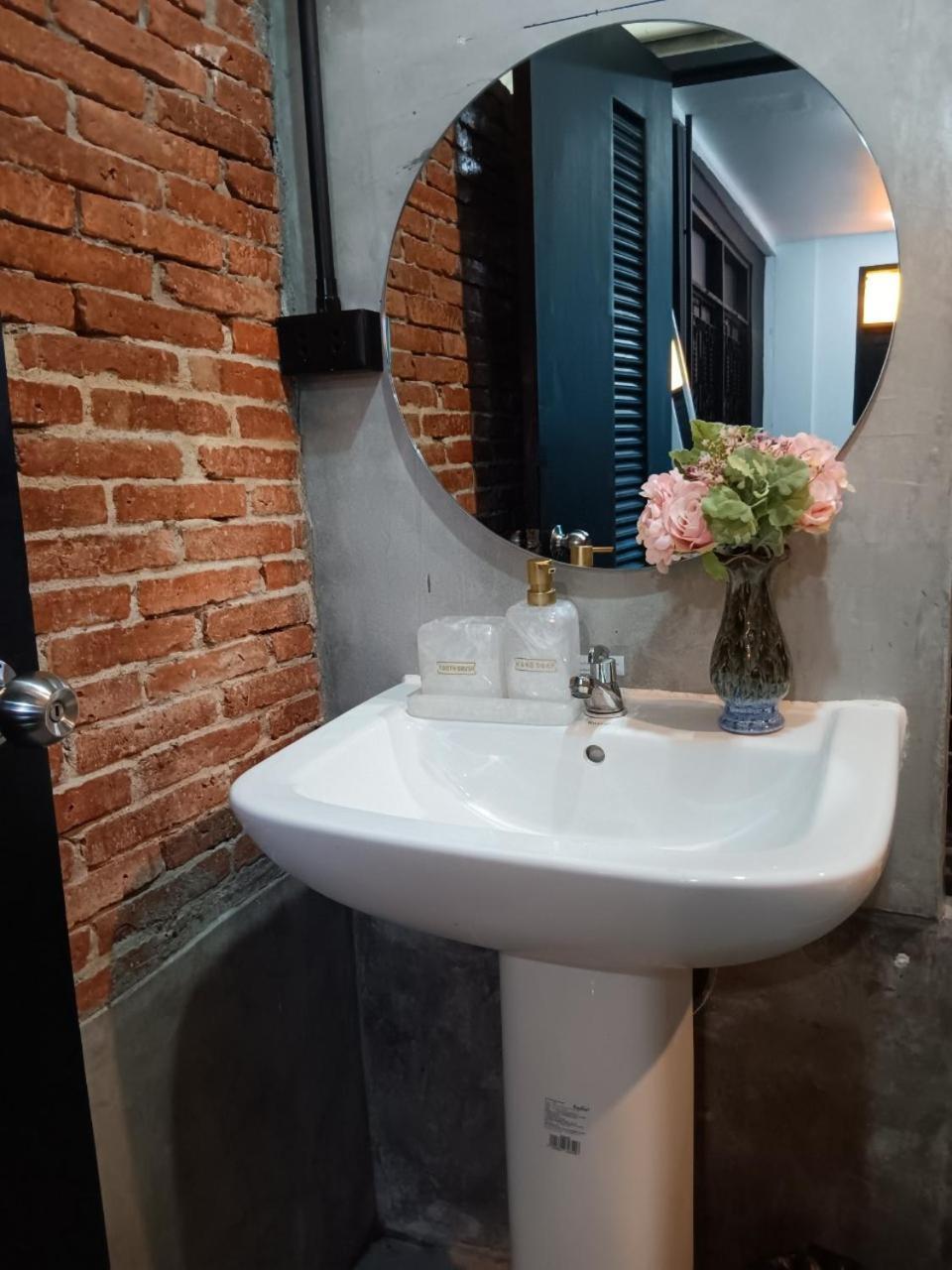 Nimman 9 Hotell Chiang Mai Eksteriør bilde